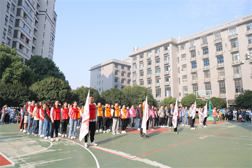 嗨戰(zhàn)！百捷火炬點(diǎn)燃熱烈永動(dòng)機(jī)